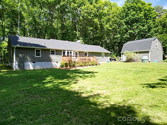 3rd image of 9309 N Pine Hill Ln