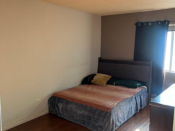 4th image of 1470 Clemson Way