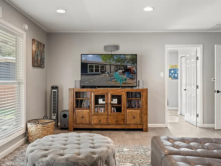 35 Presidio Rd — Photo 4
