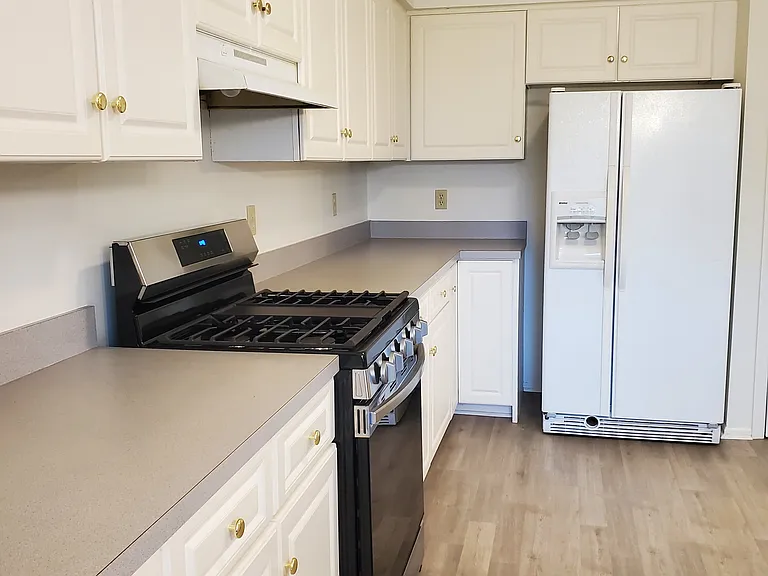 3404 Equestrian Way #3404 — Photo 3