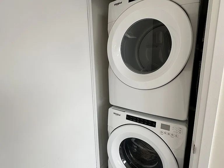 104 Garment St #408 — Photo 12