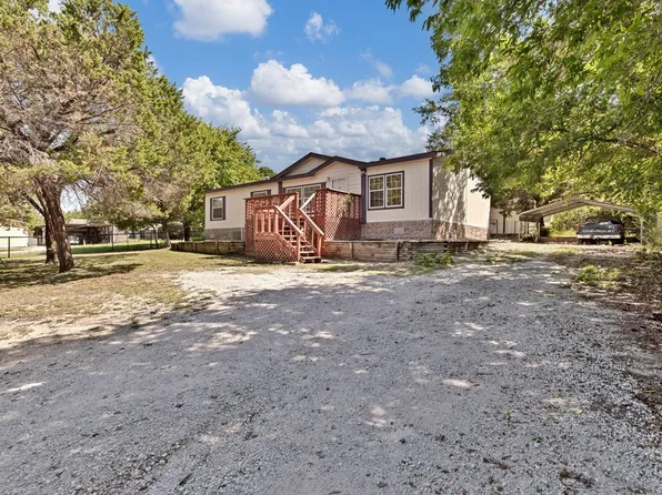 228 Kelly Brook Ln, Weatherford, TX 76087