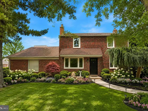 2600 Wendy Rd, Havertown, PA 19083