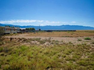 410 Meadowlake Rd, Los Lunas, NM 87031