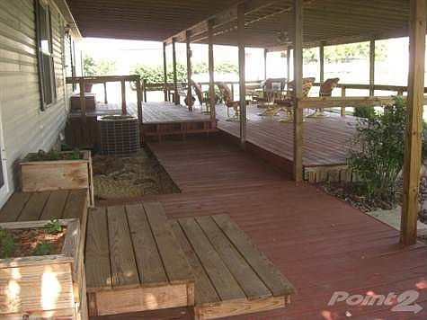 Expansive Back Deck
