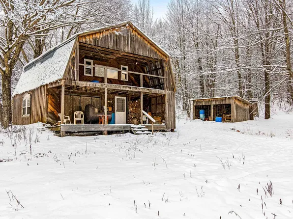 631 Goslett Road, Montgomery, VT 05471