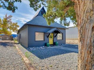 327 Broadway St, Thermopolis, WY 82443