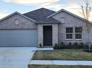 5537 Legends Way, Krum, TX 76249