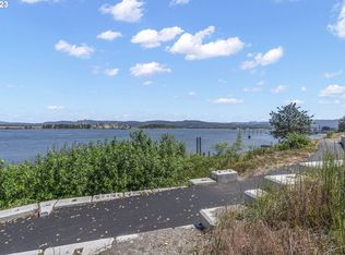 208 W A St #5, Rainier, OR 97048