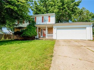 380 W Oak Ln, Decatur, IL 62526