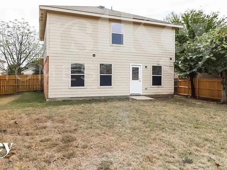 6933 Meadow Way Ln — Photo 14