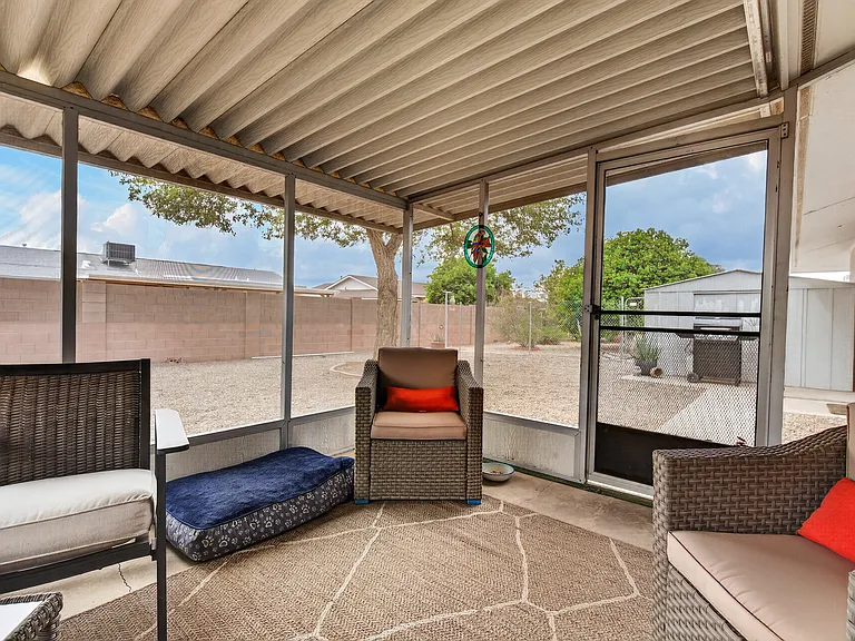 10135 W Andover Ave — Photo 38