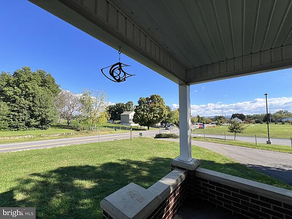 2nd image of 17515 Shepherdstown Pike