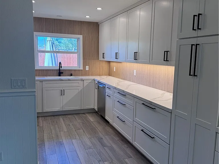 2620 Elden Ave #B5 — Photo 5