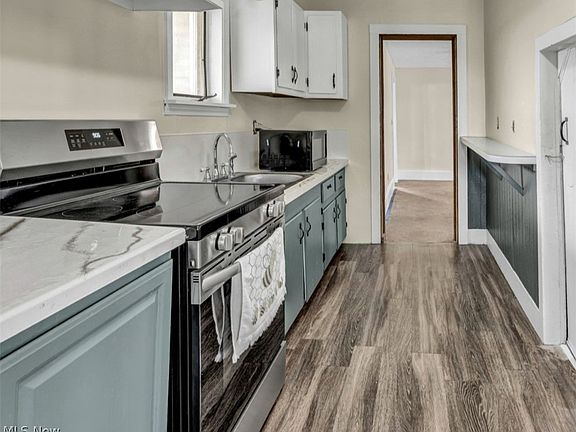 5th image of 15593 Franchester Rd