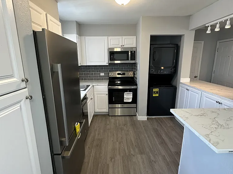 3680 Locust St — Photo 6