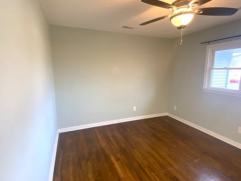 630 Race St — Photo 16