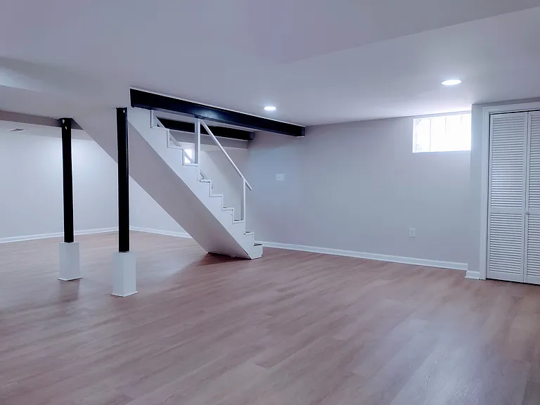 4204 Colonial Rd — Photo 40