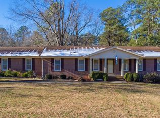 1101 Charles St, South Hill, VA 23970