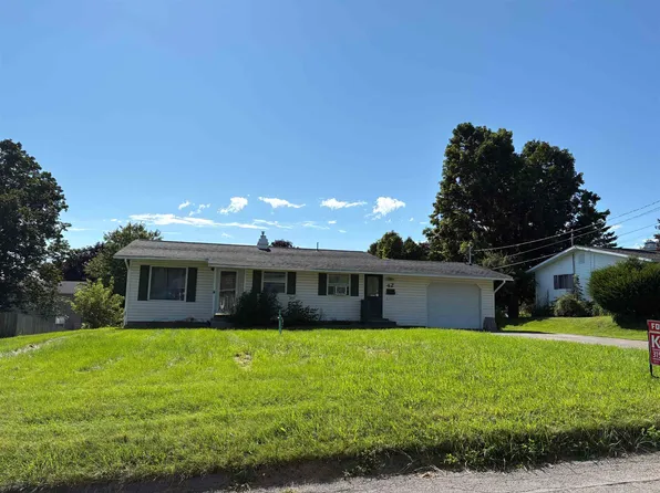 42 Dover St, Massena, NY 13662