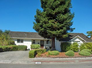 1933 Leafgreen Dr, Santa Rosa, CA 95405