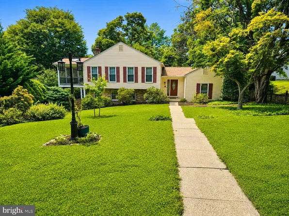 5285 Corncockle Ct, Columbia, MD 21045