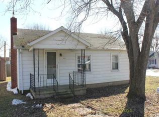 411 Willow Grove Rd, Centerville, IN 47330