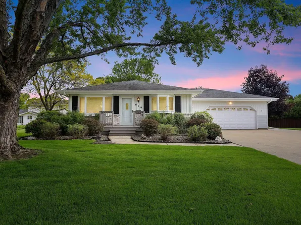 619 E 9th St, Fond Du Lac, WI 54935