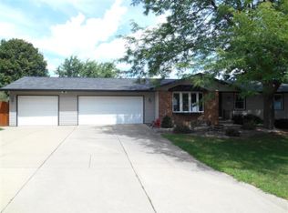 1080 Circle Dr, Green Bay, WI 54313