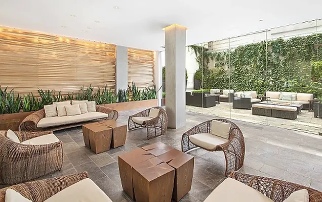 Rented by SERHANT. | media 1