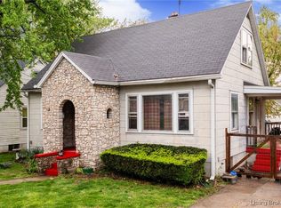 306 E Charlestown Ave, Jeffersonville, IN 47130