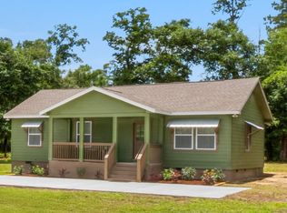 12440 Forest Glen Dr, Fountain, FL 32438