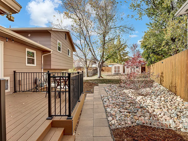 2990 Roche Dr S — Photo 23