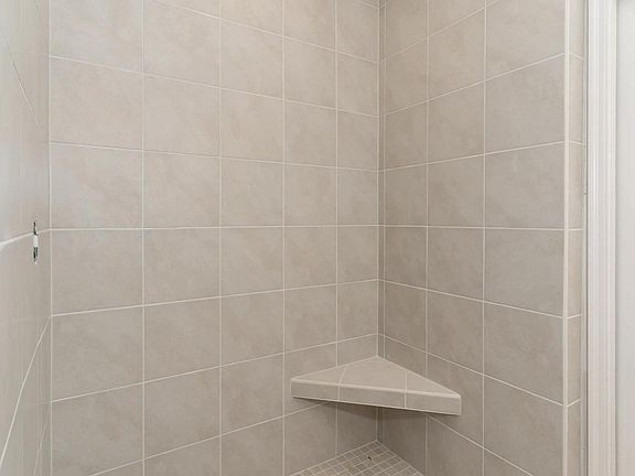 The Brandywine II A Primary Bath