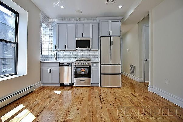 1st image of 1576 Lincoln Pl APT 1