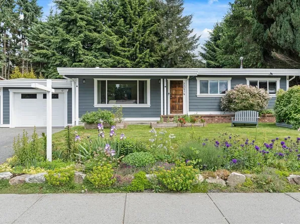 2074 Beaver St, Abbotsford, BC V2T 3C6