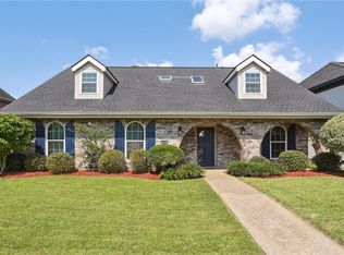 41 Yellowstone Dr, New Orleans, LA 70131