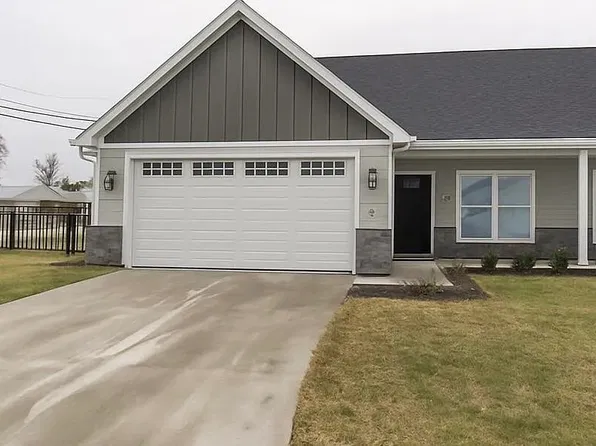 1756 Creekside Ct, Sidney, OH 45365