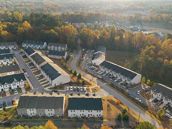 5th image of 17 Apollo View Ln