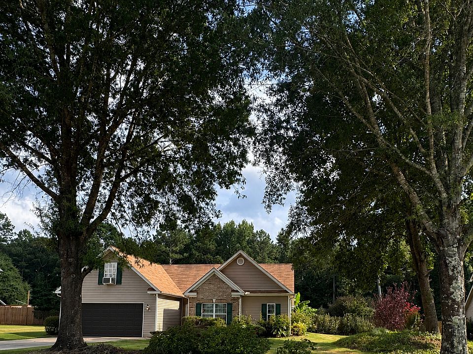 1st image of 30 Oakbrook Ln