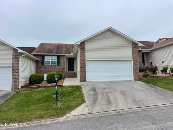 450 Executive Meadows Dr, Lenoir City, TN 37771