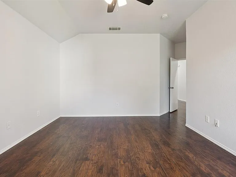 4937 Spur Ridge Ct #4937 — Photo 25