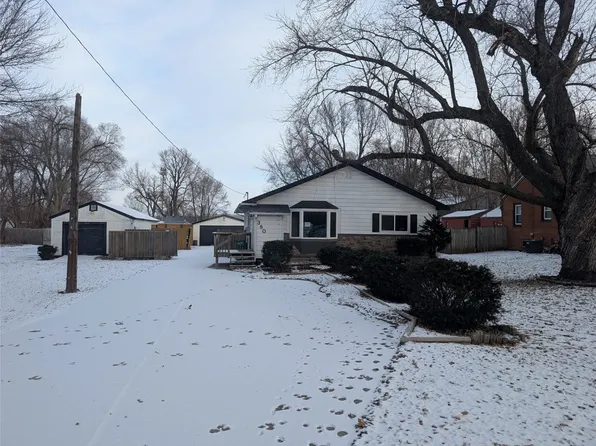 380 NE 43rd Ave, Des Moines, IA 50313