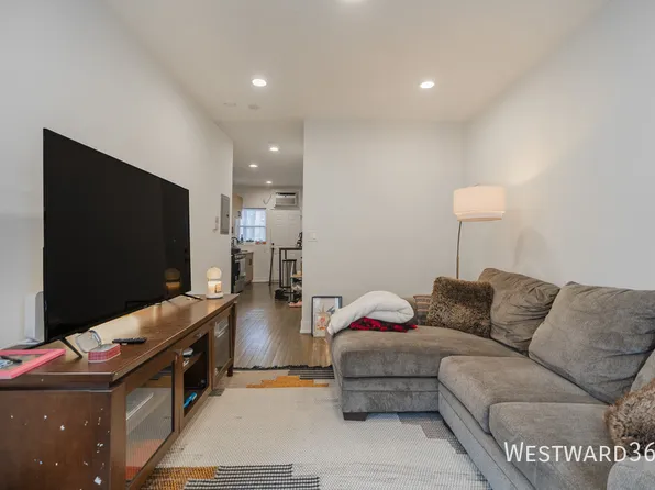 6203 N Glenwood Ave #3, Chicago, IL 60660
