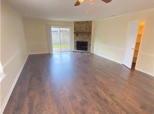 8 Flowering Peach Ct, Savannah, GA 31419