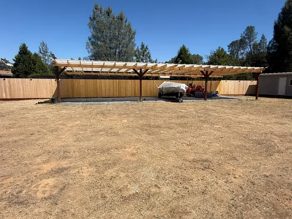 3025 Spring Valley Rd, Clearlake Oaks, CA 95423