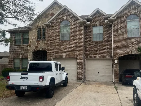 9403 Nickel Canyon Ct, Rosharon, TX 77583