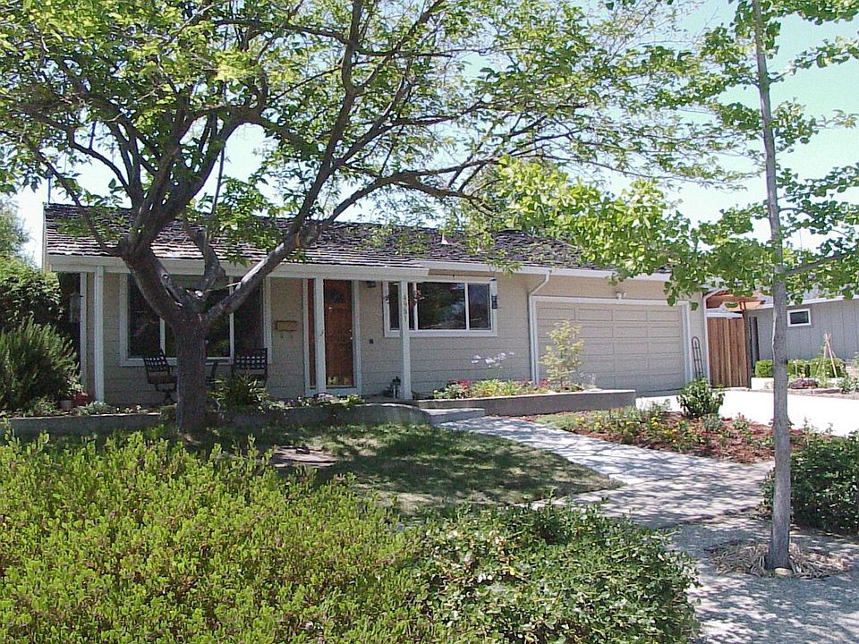 Exceptional Cambrian Home