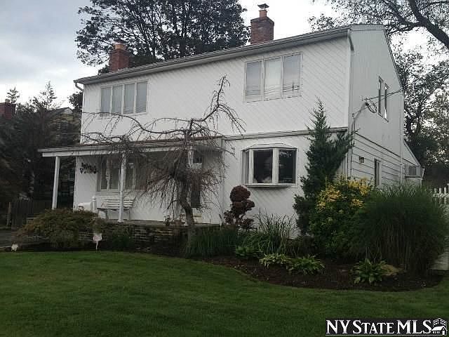 1st image of 121 Casino St