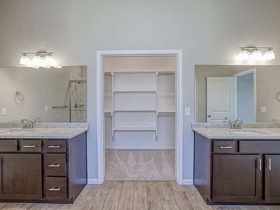 Heidi Christinaking 7524belmontdr 30